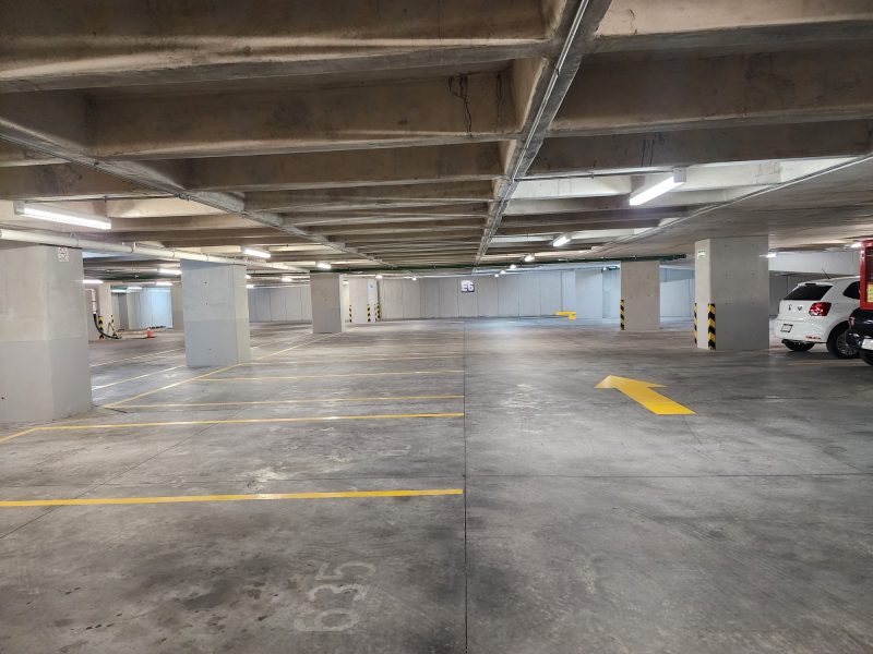 Estacionamiento 007