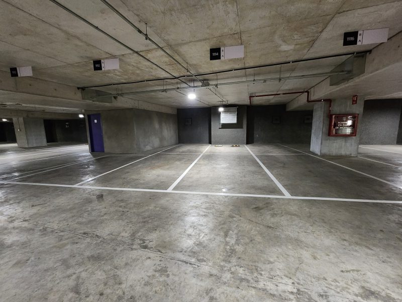 Estacionamiento 014