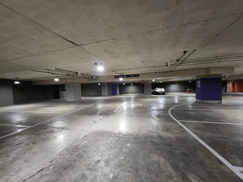 Estacionamiento 014