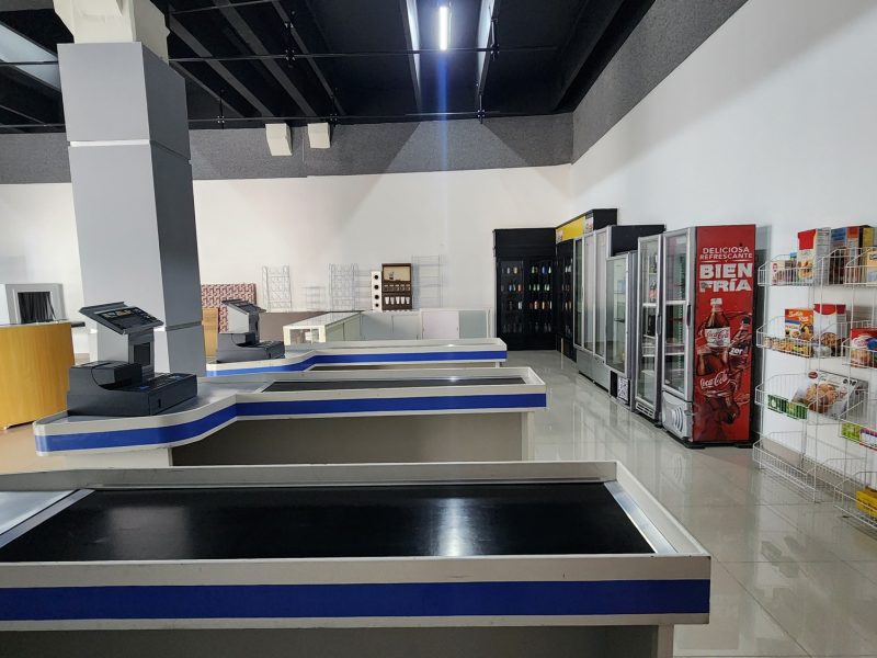 Tienda 013