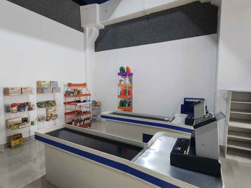Tienda 013